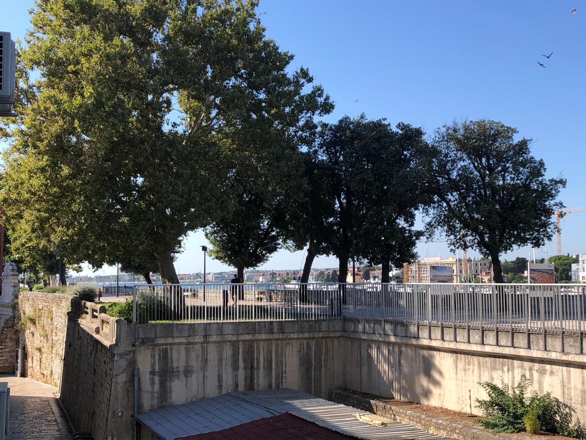 Cozy Apartment Overlooking The City Walls Zadar Eksteriør bilde